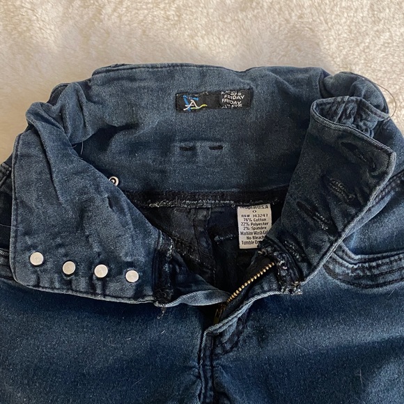 BOOTY ENHANCING JEANS!! high stretch xs - Picture 2 of 3